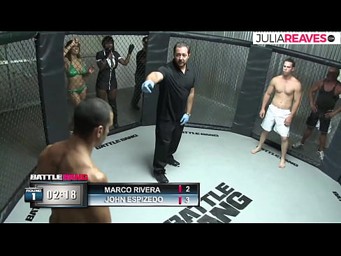 ❤️ Ultimate Fighter ቀለበቱ ውስጥ ከተጣላ በኋላ አንዲት ቁጥር ሴትን ትበዳለች። ❤️ በቤት የተሰራ የወሲብ ፊልም  ️❤